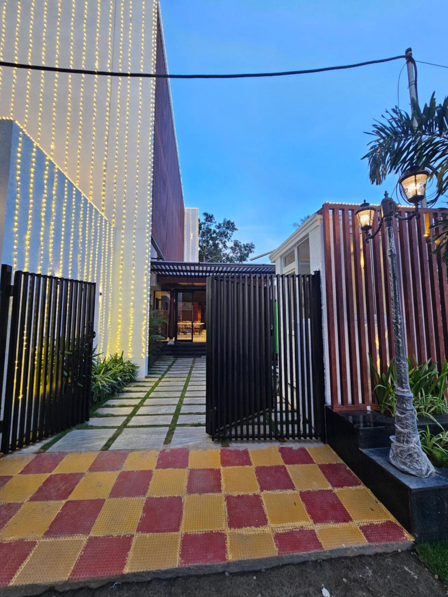 Hotel Pl Grand Karaikkudi Exteriér fotografie